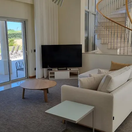 Villa Pestana Collection *