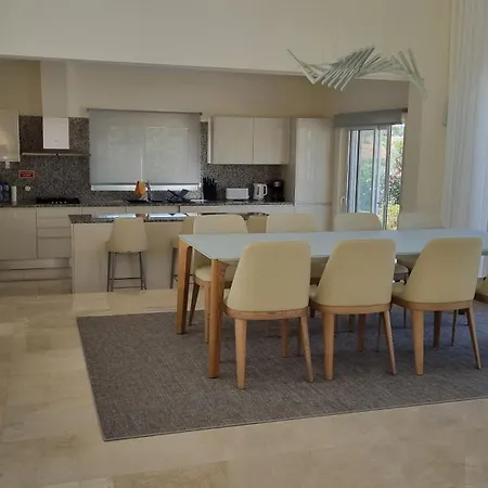 Pestana Collection Estombar