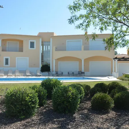 Pestana Collection Villa *