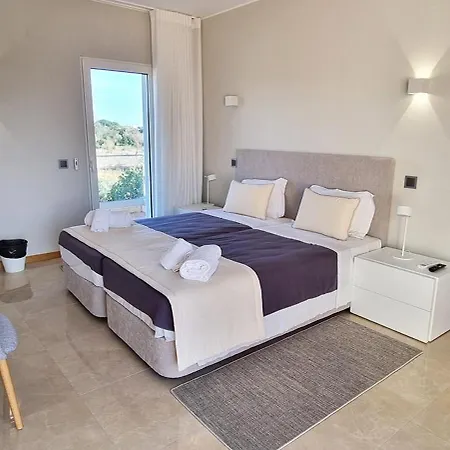 Villa Pestana Collection