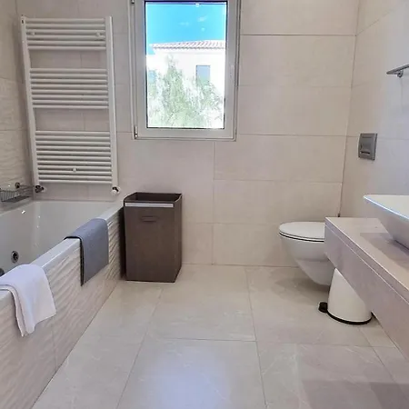 Pestana Collection Estombar
