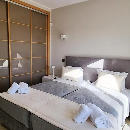 Pestana Collection Villa Estombar